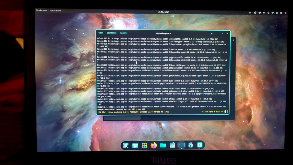Laptop mit PoP!OS